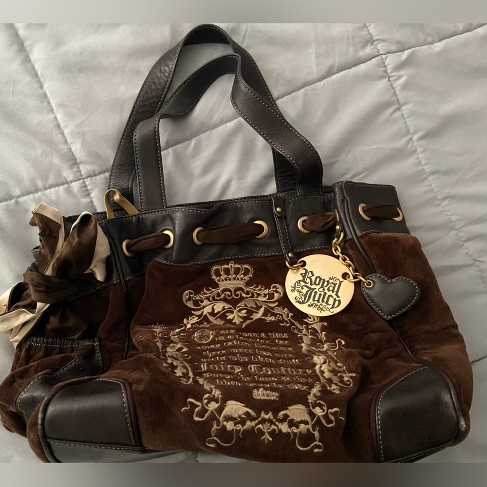 Vintage Y2K Juicy Couture velour Daydreamer purse